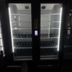 COMBO VENDING MACHINE