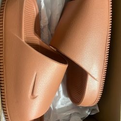 nike calm slide size 8 in Men