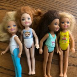 Vintage lot of Barbie Chelsea dolls