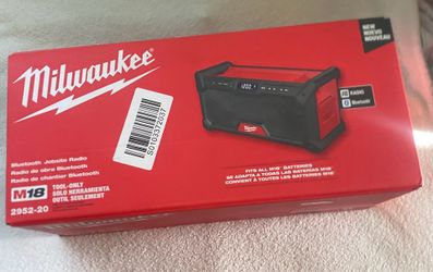 ⚫️🔴Milwaukee M18 18V Lithium-Ion Cordless Jobsite Radio