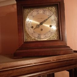 Howard Miller Clock  Made In Germany 