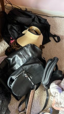 Free clothes and purses