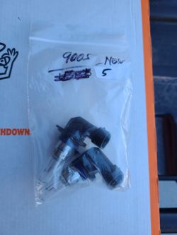 9005 brand new bulbs pair