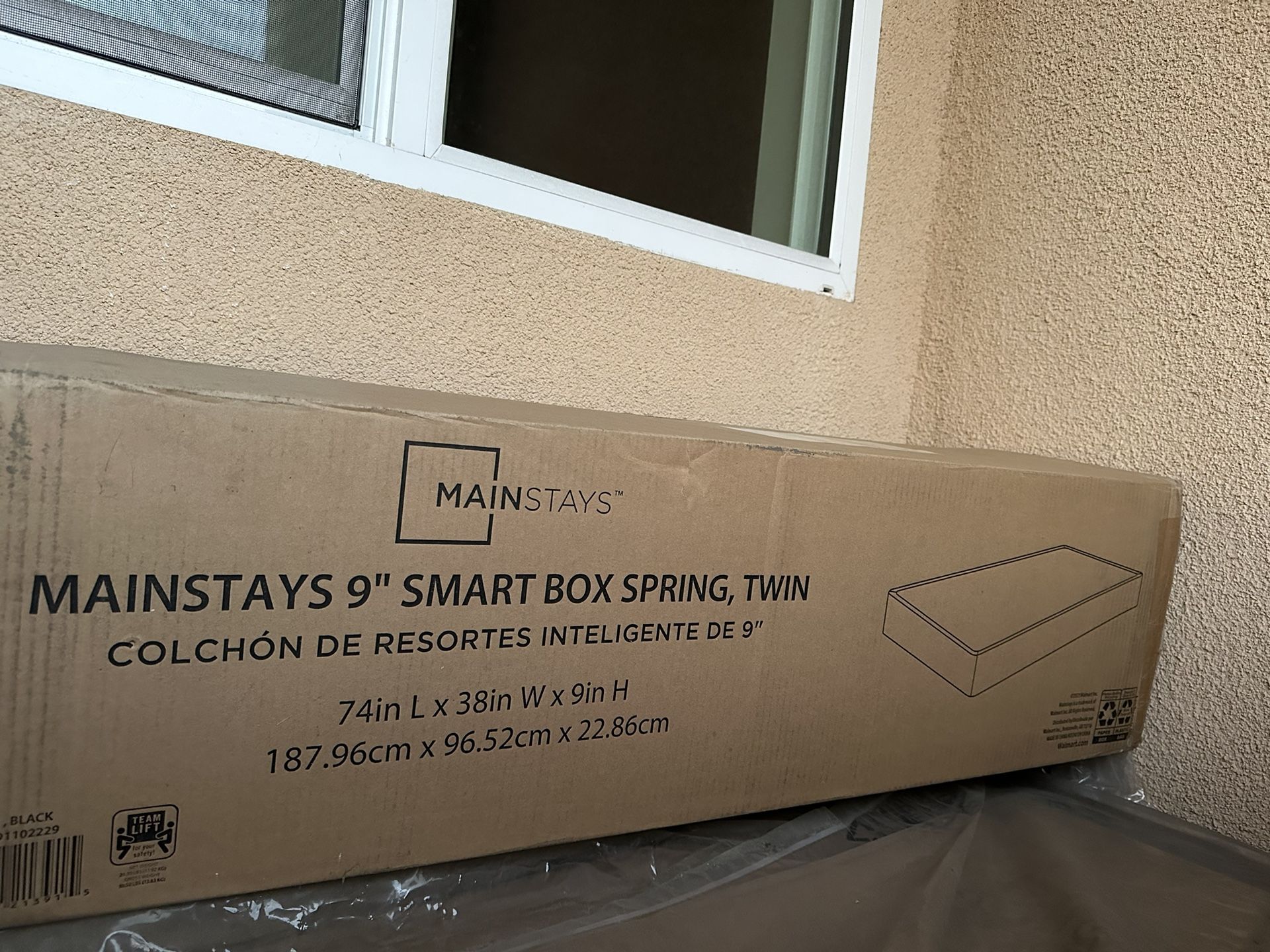Box Spring ( NEW IN BOX) Twin Size 