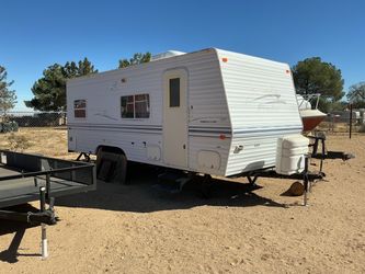 2000 Fleetwood Prowler 22. Ft.