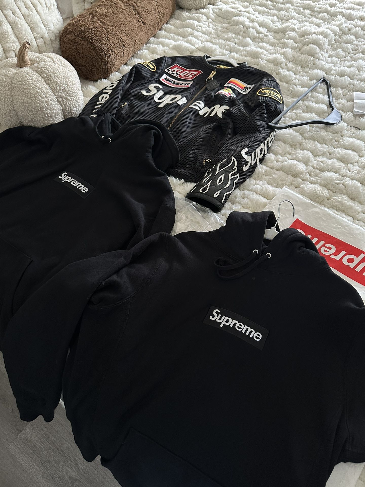 Supreme Box Logo