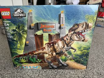 New In Box Lego Jurassic Park  T-Rex Rampage 75936