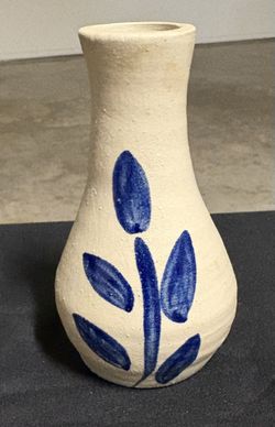 Vintage Bud Vase - Williamsburg VA Pottery