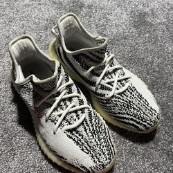 Adidas Yeezy Boost 350 V2 Low Zebra Size 10 #CP9654 No Box