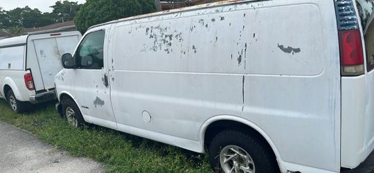 2001 Chevrolet cargo express van