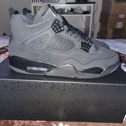 Jordan 4 Retro Black Cat 2025 Size 10.5M VNDS