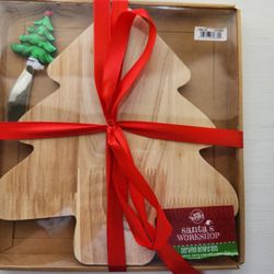 Serving Board with Spreader
