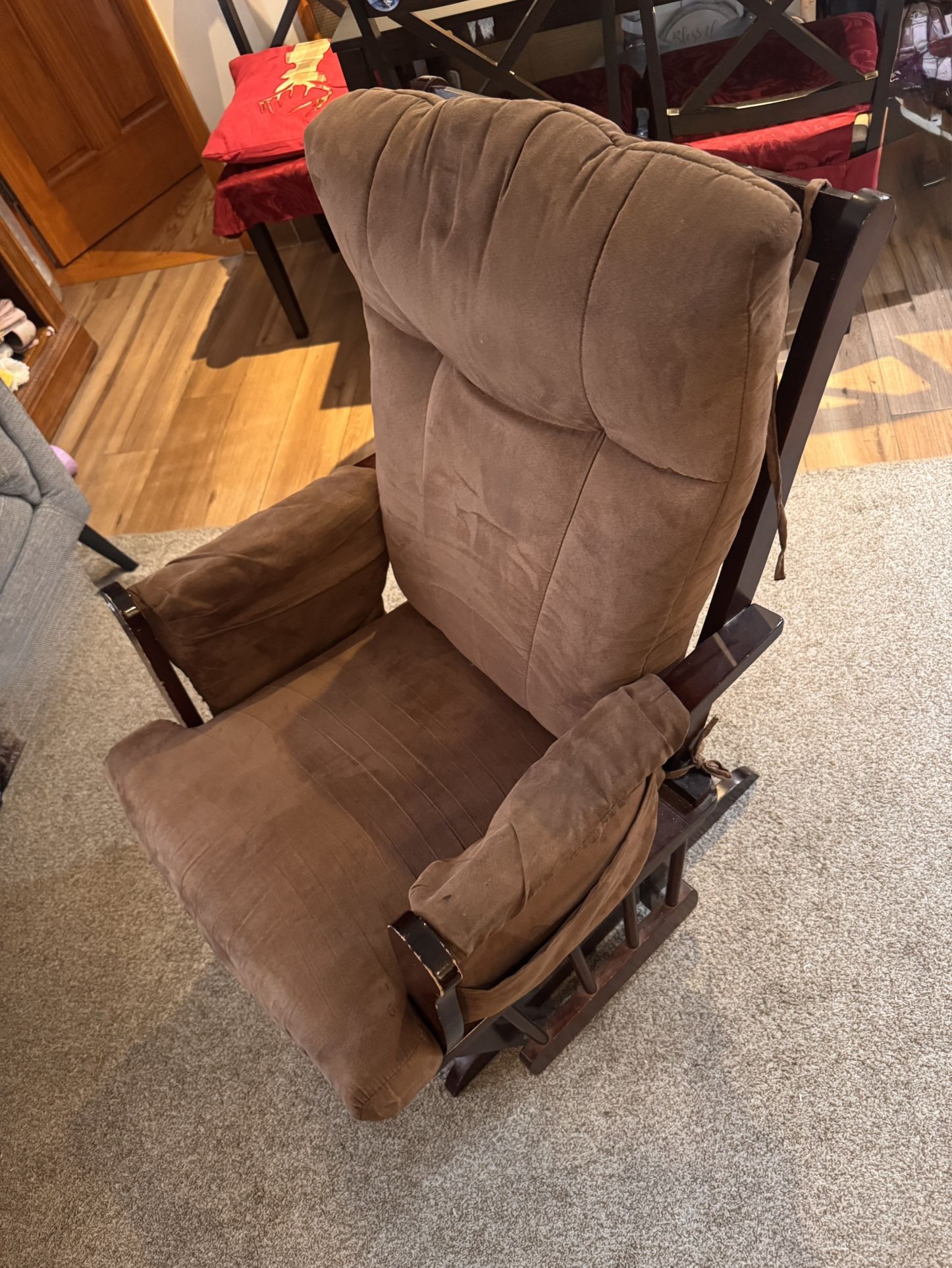 Rocking Chair 