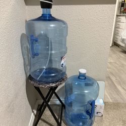 Water bottles With pump