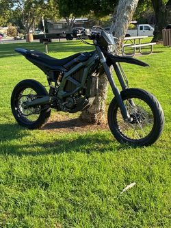 Surron ultra bee Supermoto
