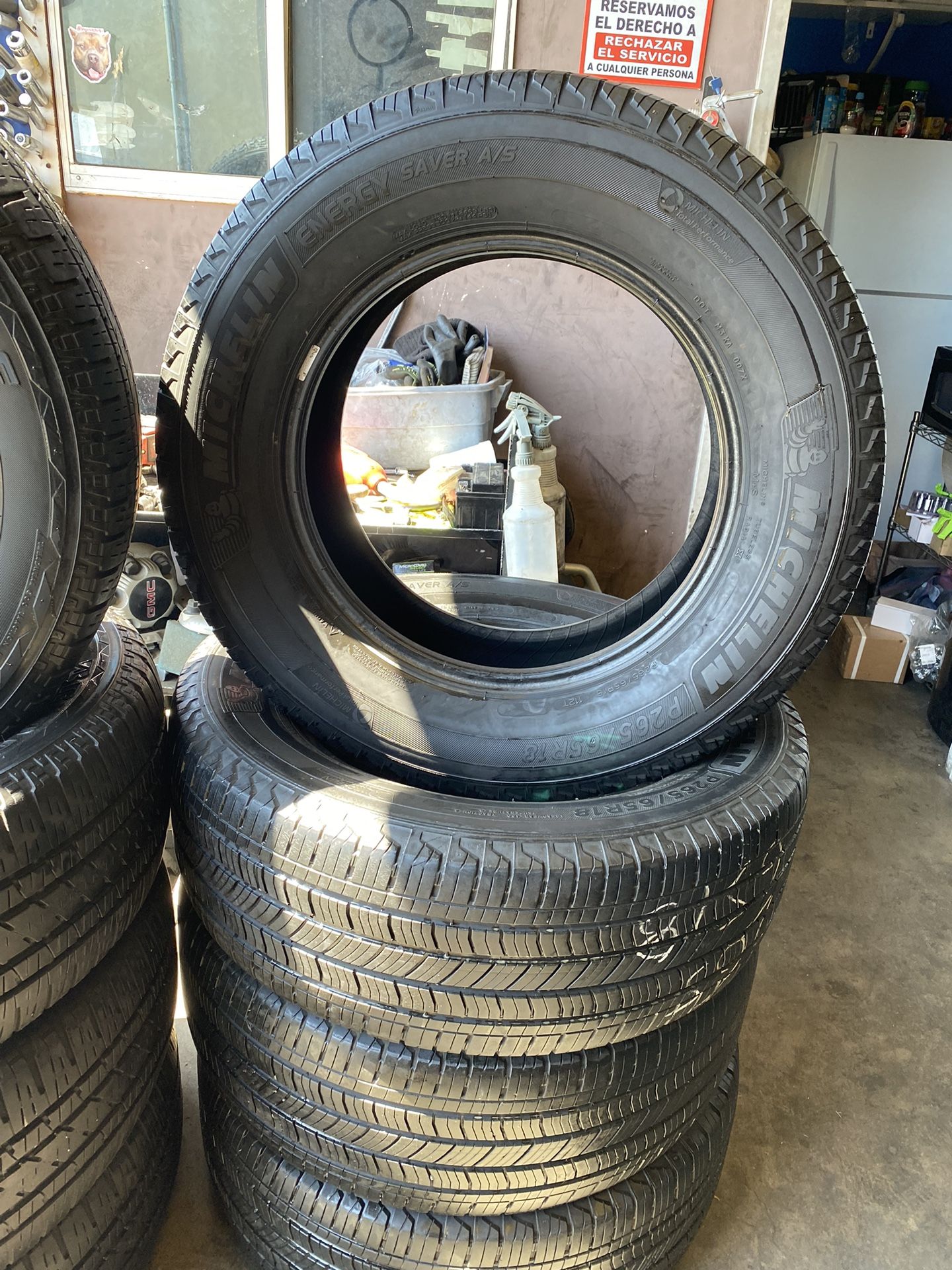 Set Tires 265 65 18. Michelin Good Condition 9520.  C Ave Hesperia El Jefe Tire Shop Open 7 Days 