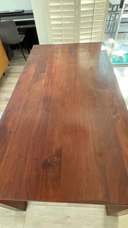 Solid Hardwood Dining room table