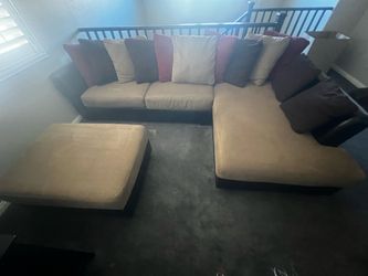 RC Willey Tan Chaise Sectional Sofa + Matching Ottoman – Great for Apartment or Family Room
