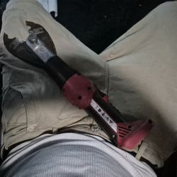 Greenlee Gator 6- Ton Crimper 18 Volt Lithium Cordless 