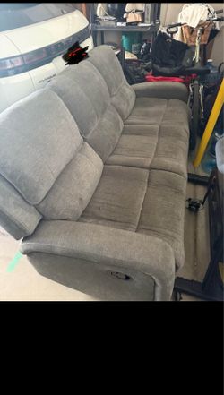 Reclining sofa