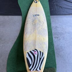 Used Al Merrick Flyer 6’2” surfboard