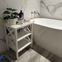 Bathtub side table  