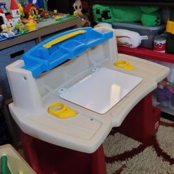 Step2 Deluxe Art Master Kids Desk

