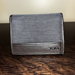 Tumi Alpha Brown Leather Trim & Black Wallet Card Case