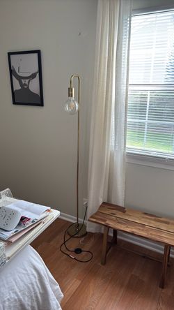 Floor lamp
