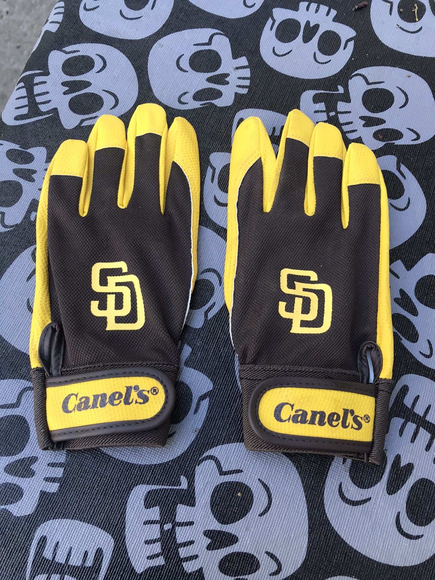 Kids Youth Baseball ⚾️ Batting Gloves Set Padres Giveaway Game