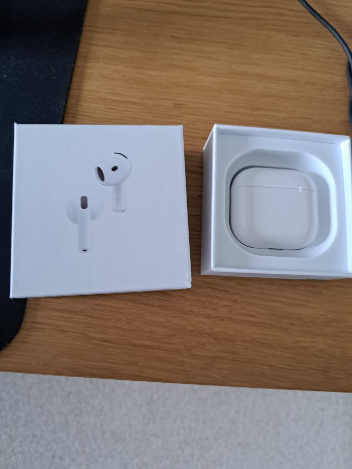 apple airpods 4th generation Active Noise, Cancellation Brand New