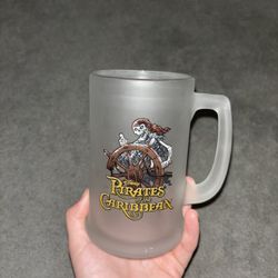 vintage Disney Pirates of the Caribbean frosted beer mug