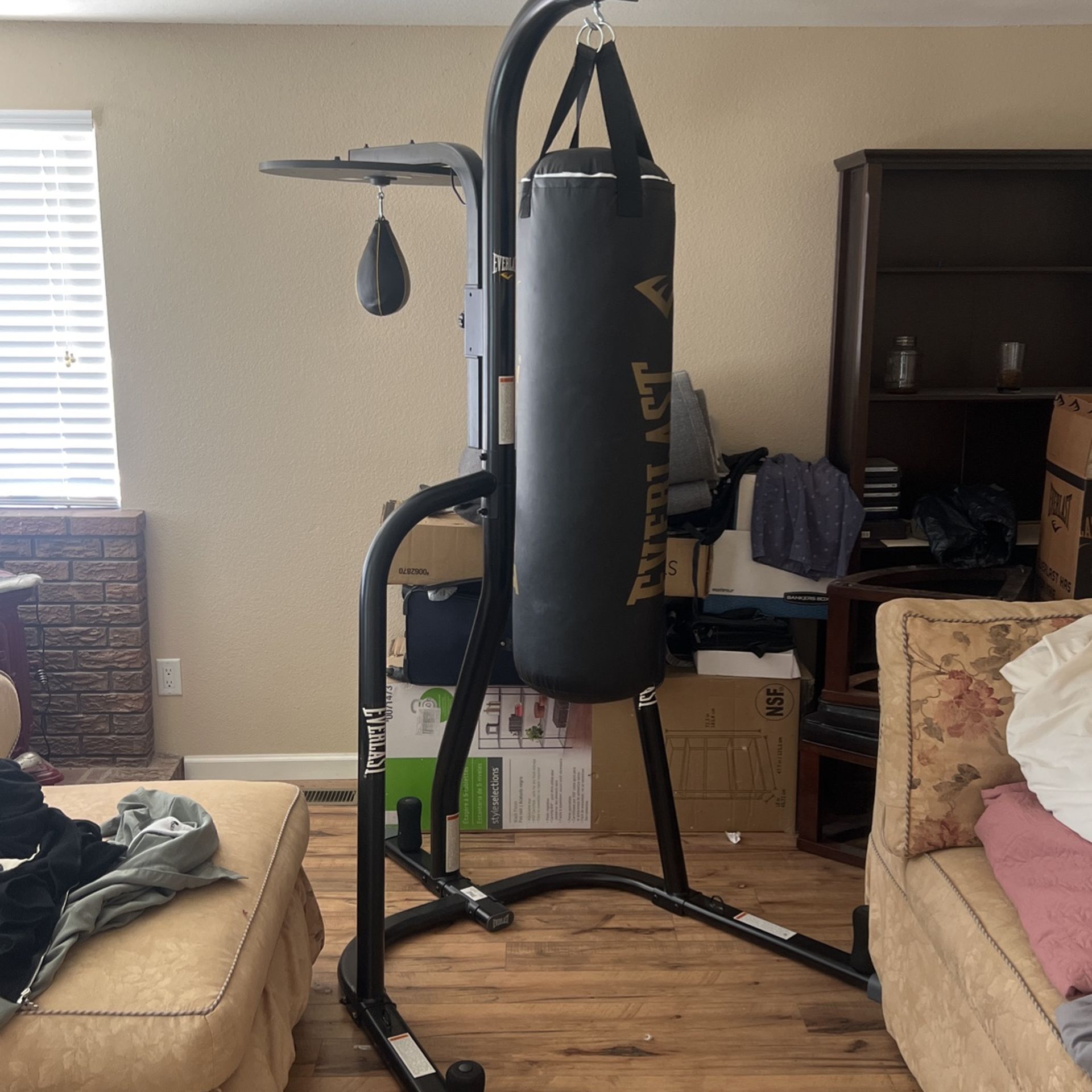 Everlast Heavy Bag And Speed Bag
