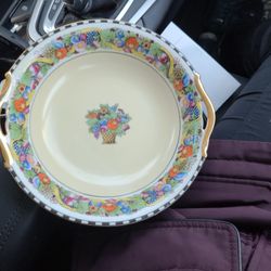 Pretty Serving Bowl