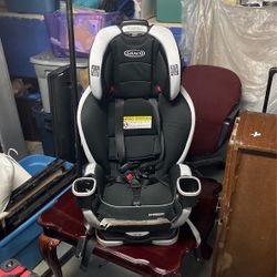 Car seat Good condition