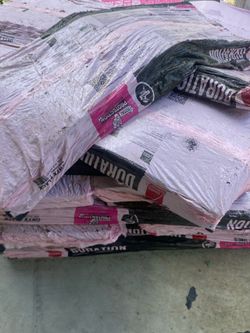 Onyx black roofing shingles