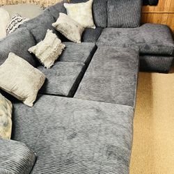 Double Chaise Stunning Sectional!