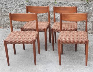 beautiful set of 4 Danish TEAK DINING CHAIRS by Poul M.Volther and Others