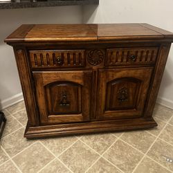 Vintage Cabinet 