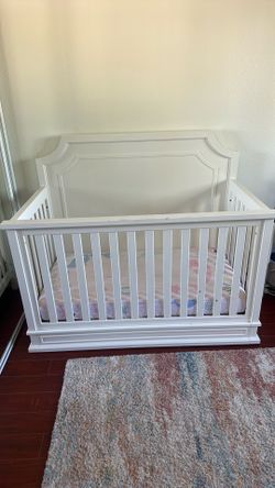Crib with mattress
