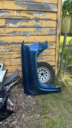 2014-18 GMC sierra 1500 right fender RH