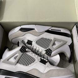 Air Jordan 4 Retro 