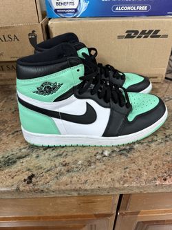 Jordan Air Jordan 1 Men's High Top Leather Colorblock Mint Green Black White Size 11