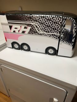 Rainbow High Fashion Doll Tour Bus Playset