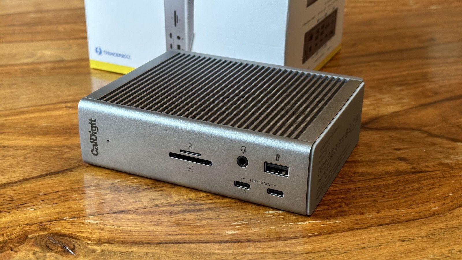 その他 CalDigit TS4 TS4 - Thunderbolt Station 4 – CalDigit US Shop