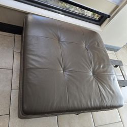 Learher Ottoman On Casters