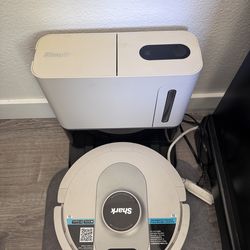 Shark Robot Vacuum