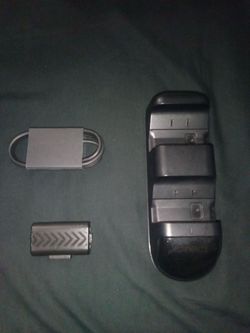 PS4 rechargeable battery charger/battery