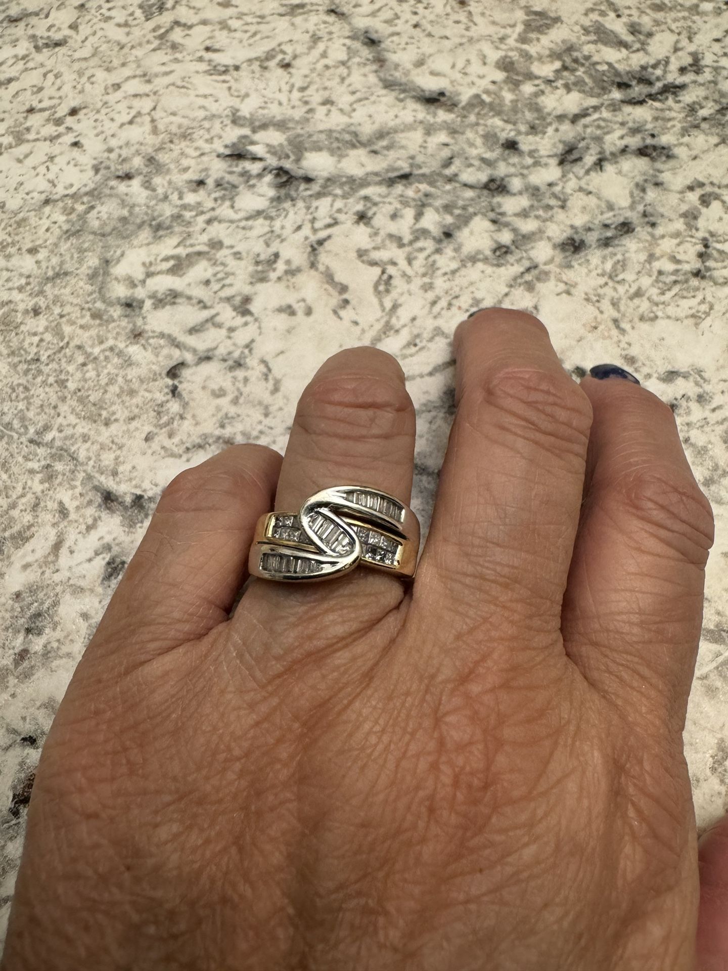 Stunning 14K & Diamond Band Designed by Brandon Knaster Jewelry (BKJ) - size 7