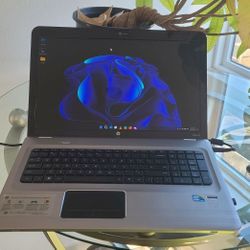 HP Pavilion LAPTOP 17.3" SSD, Subwoofer, Office Suite, Blu-Ray drive, New Battery